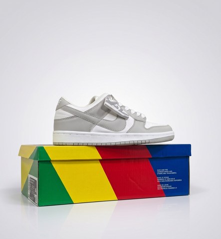Grey Fog / White