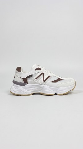 White / Dark Mocha