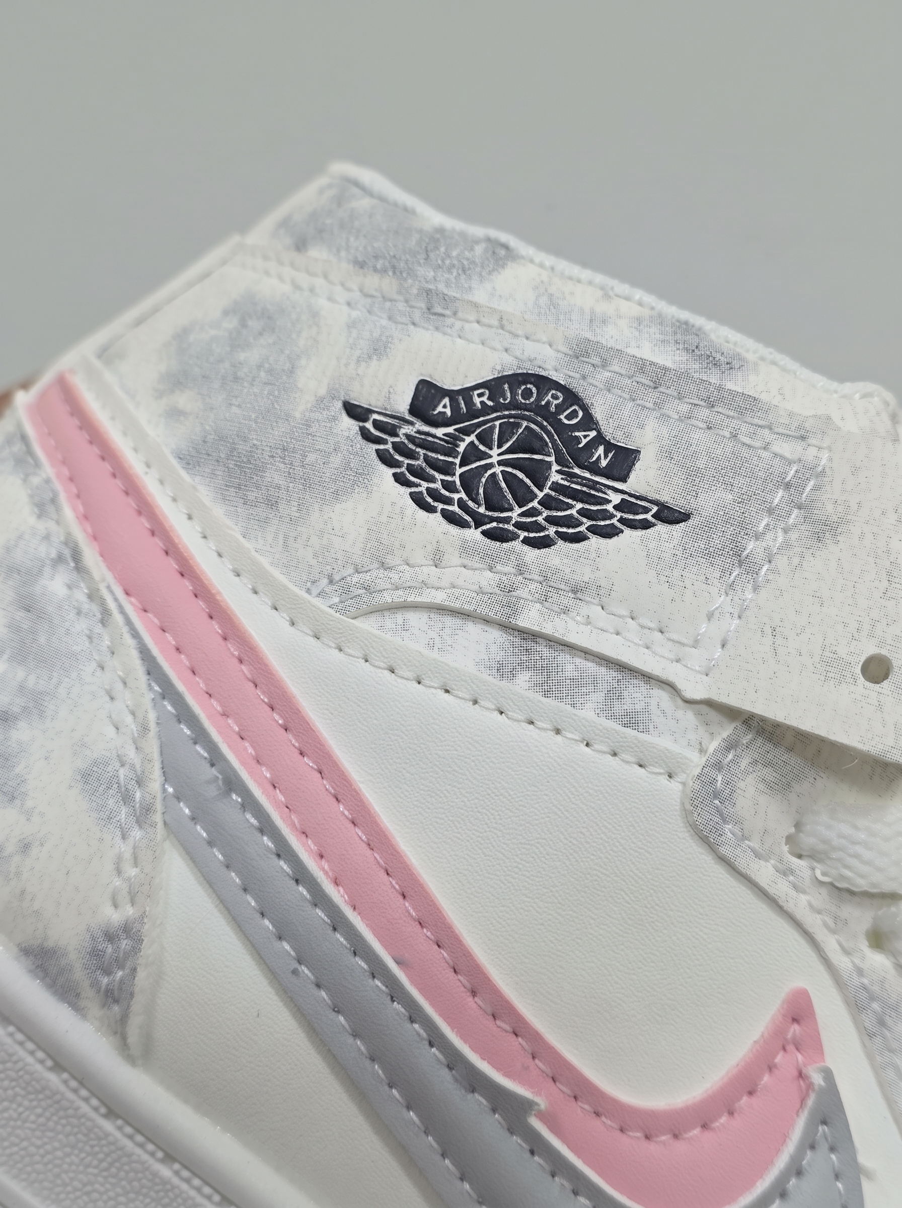 Nike Cloud Tie-Dye view 2
