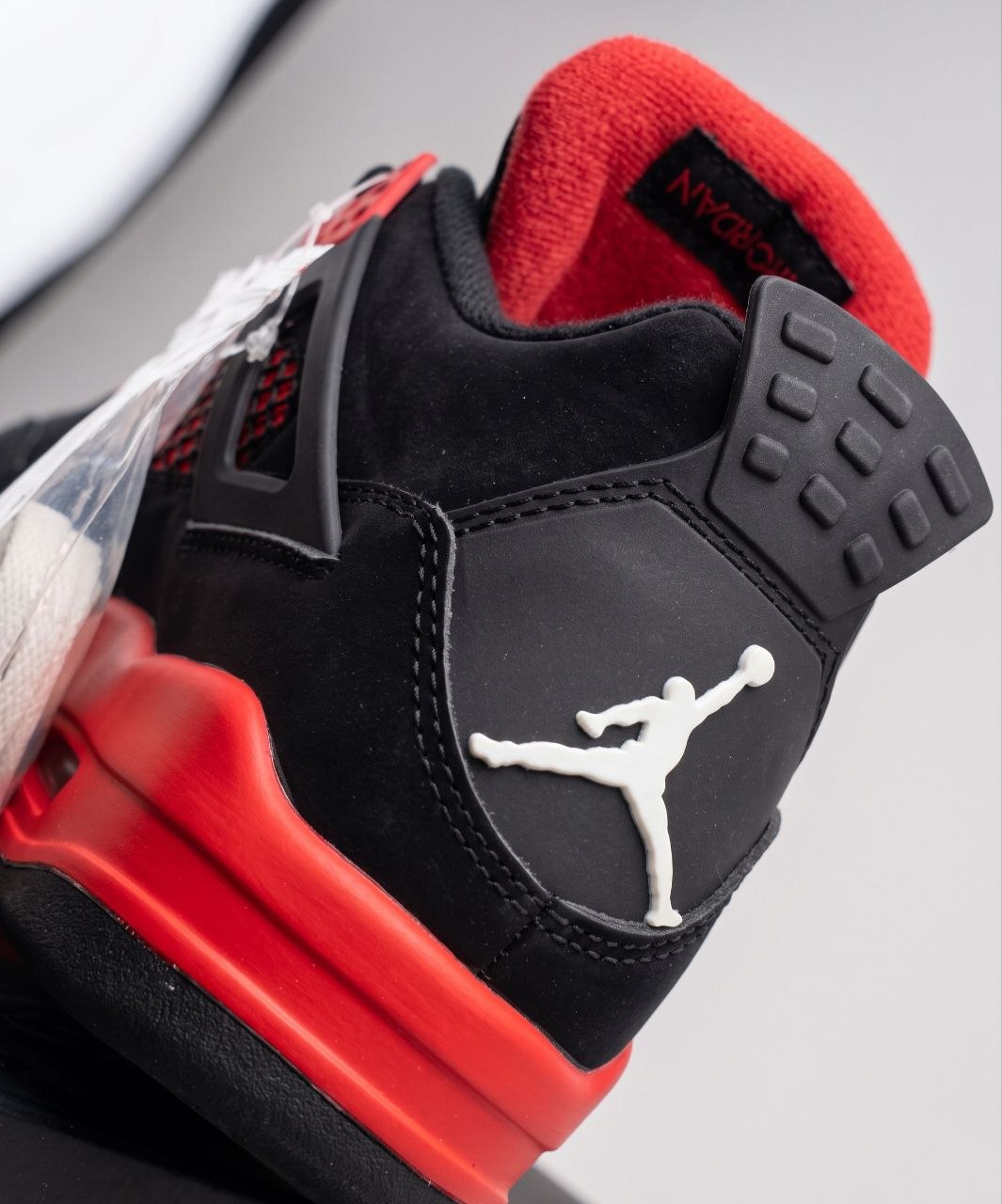 Air Jordan 4 Retro view 7