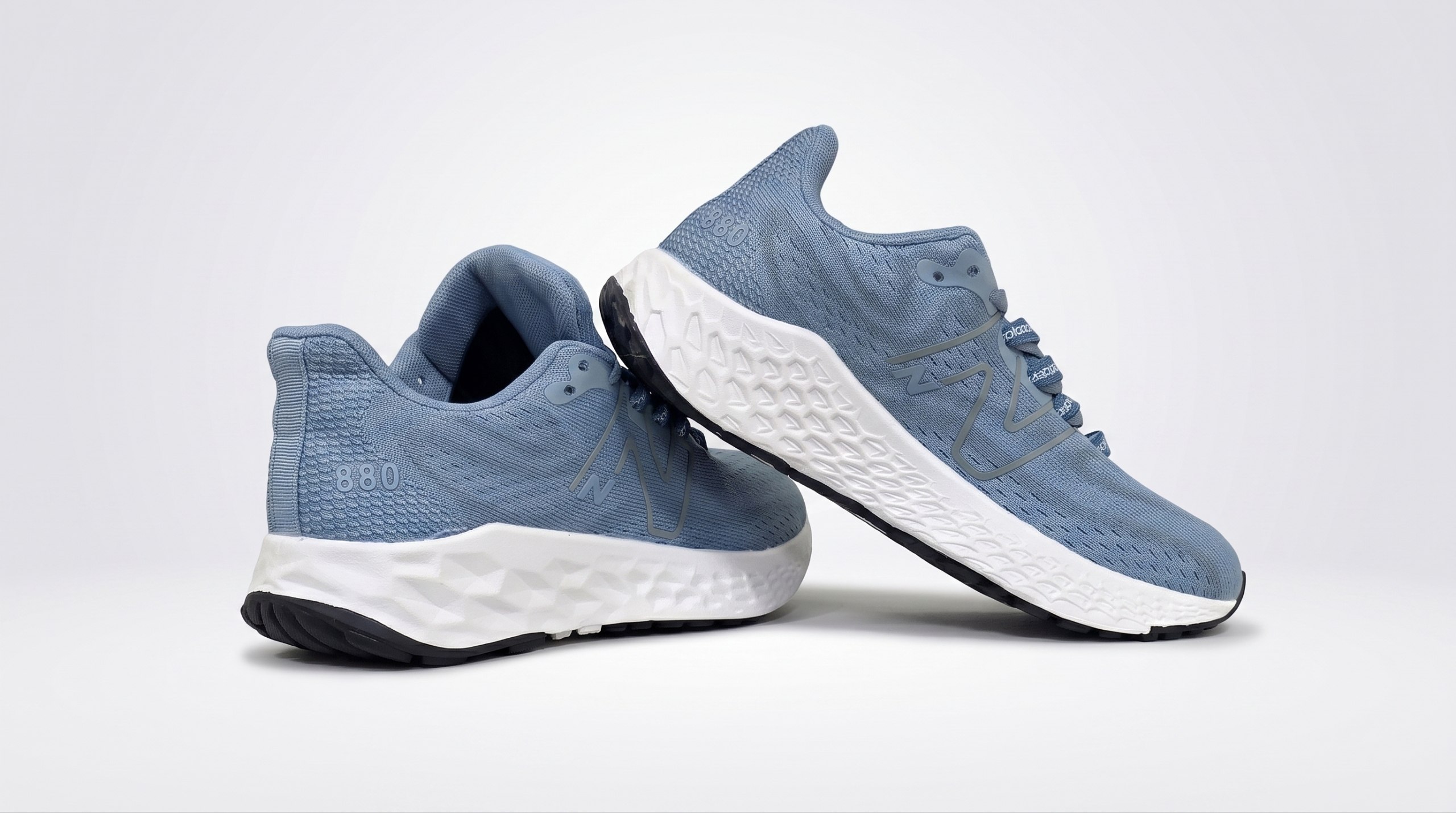 New Balance 880 view 4