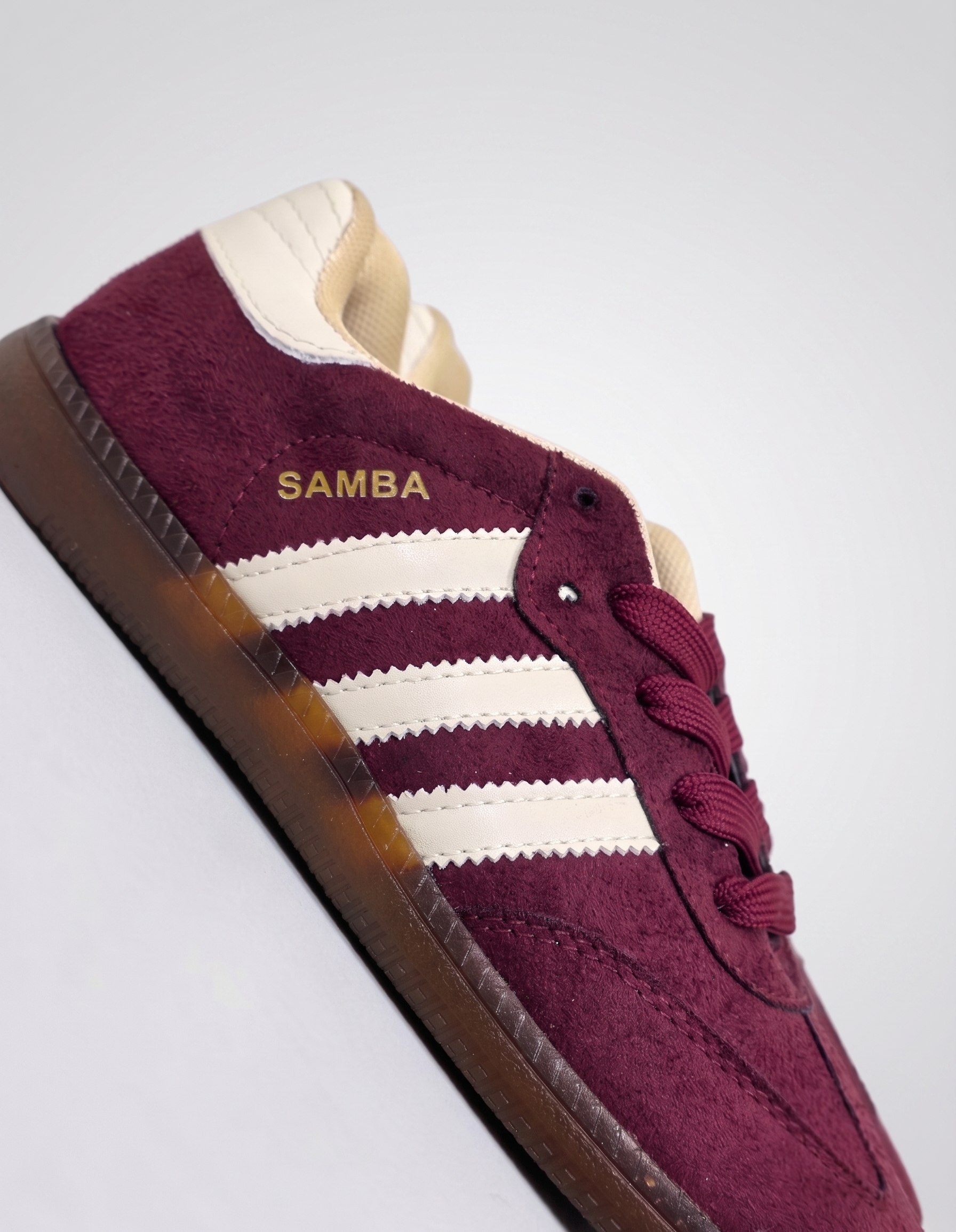 Adidas Sampa view 3