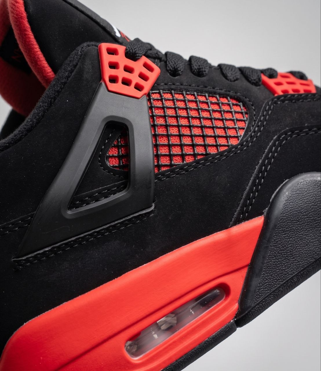 Air Jordan 4 Retro view 5