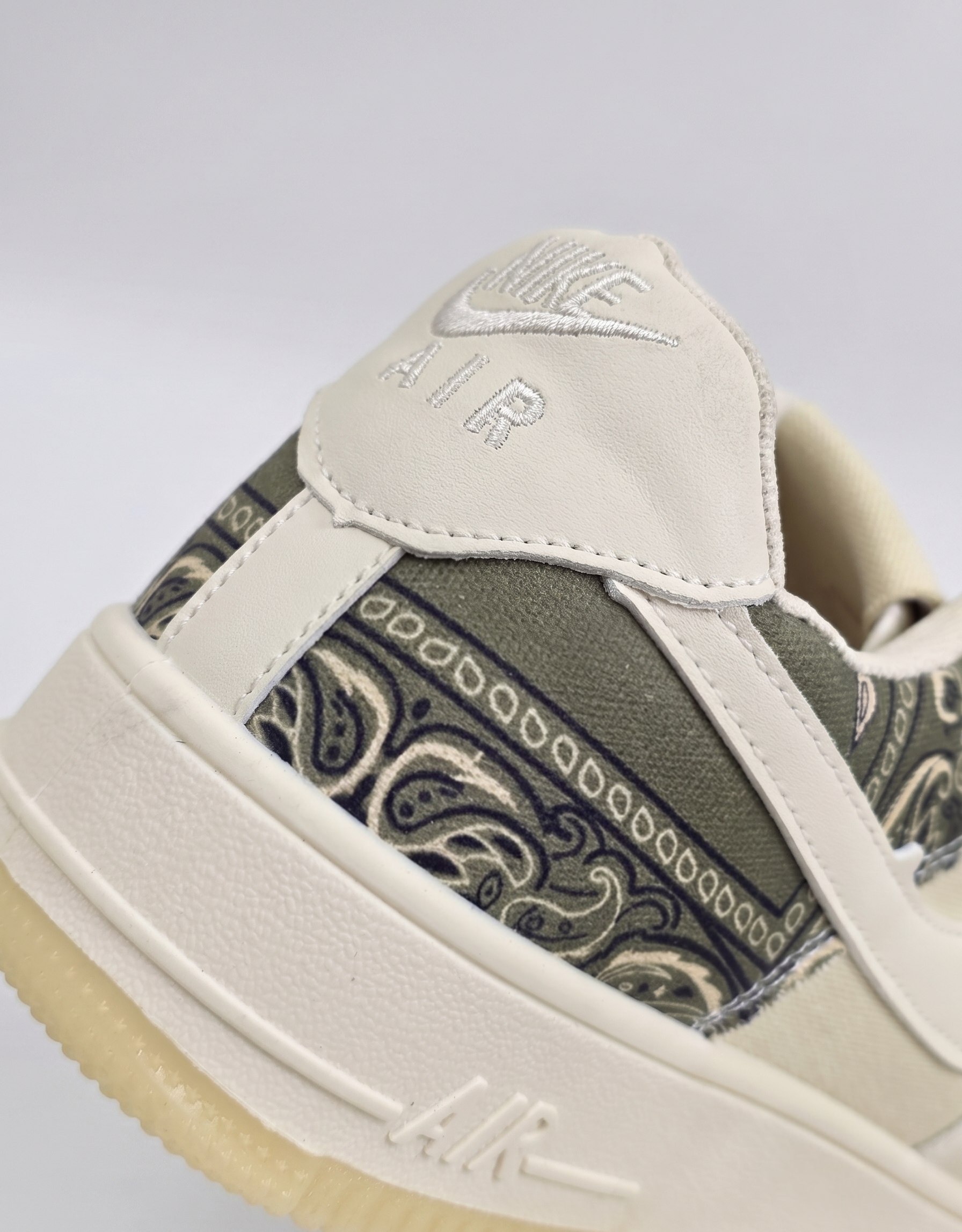 Nike Air Force Bigbang view 4