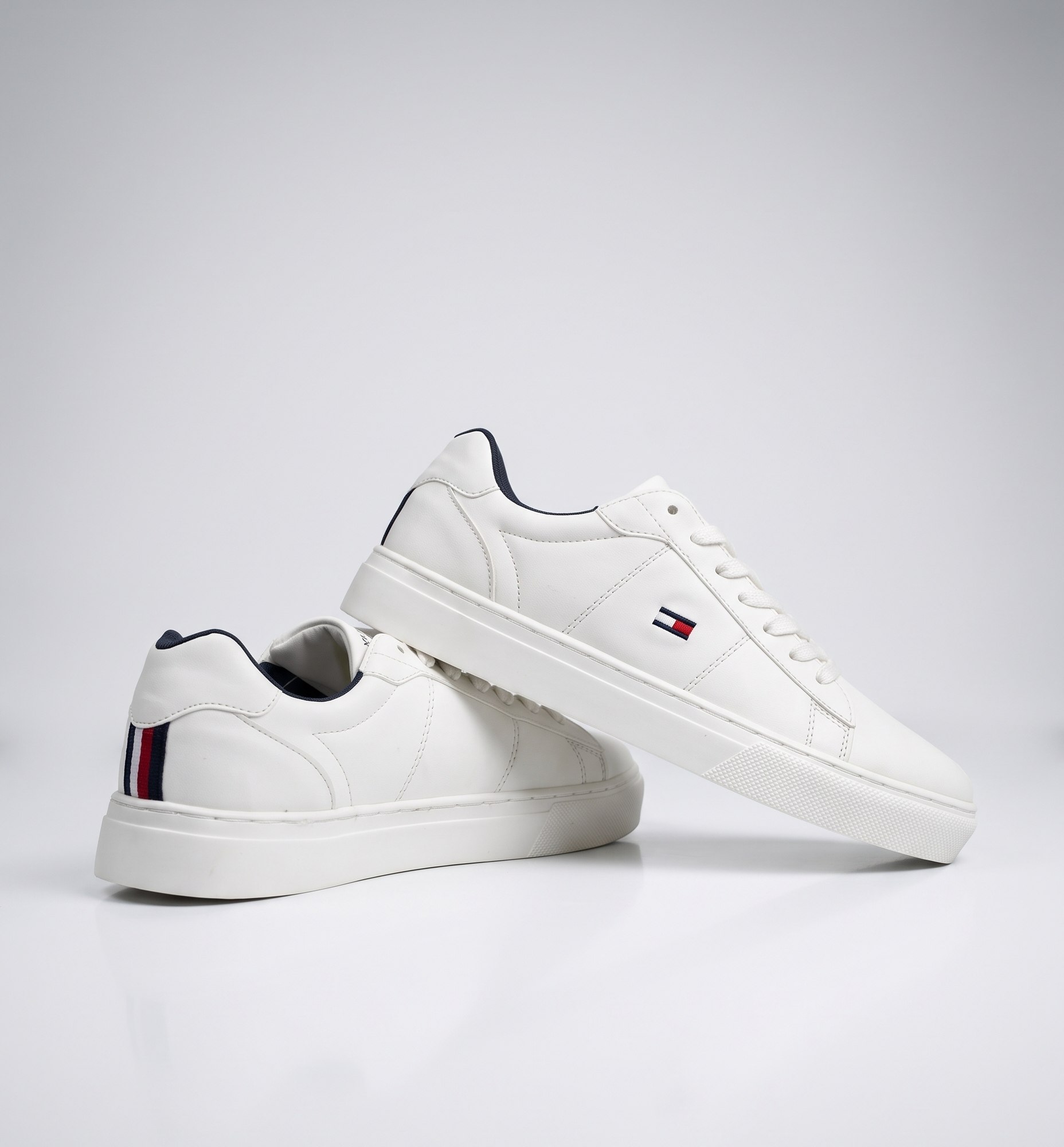 Tommy Classic view 2