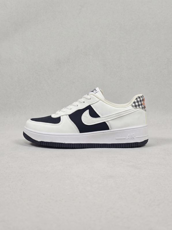 Nike Plaid Heel