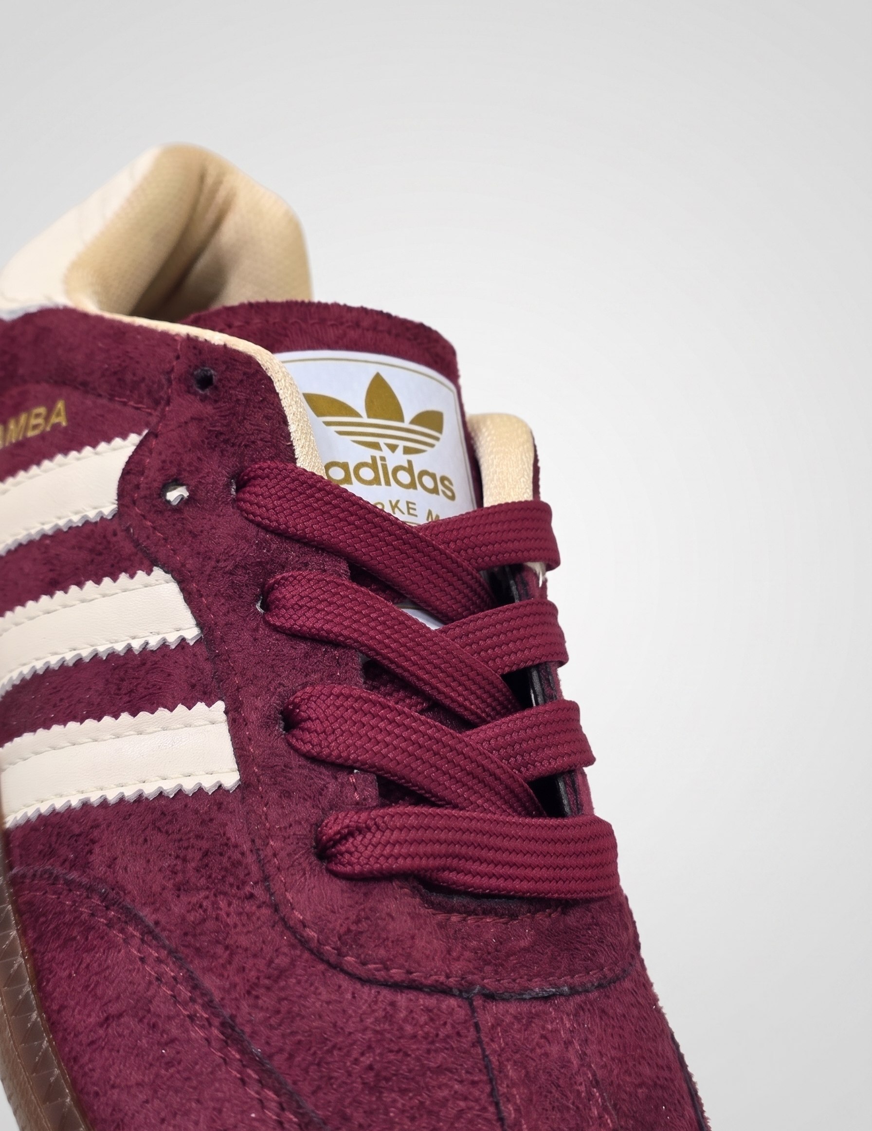 Adidas Sampa view 4