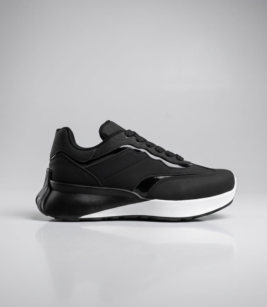 Alexander McQueen Sprint Runner