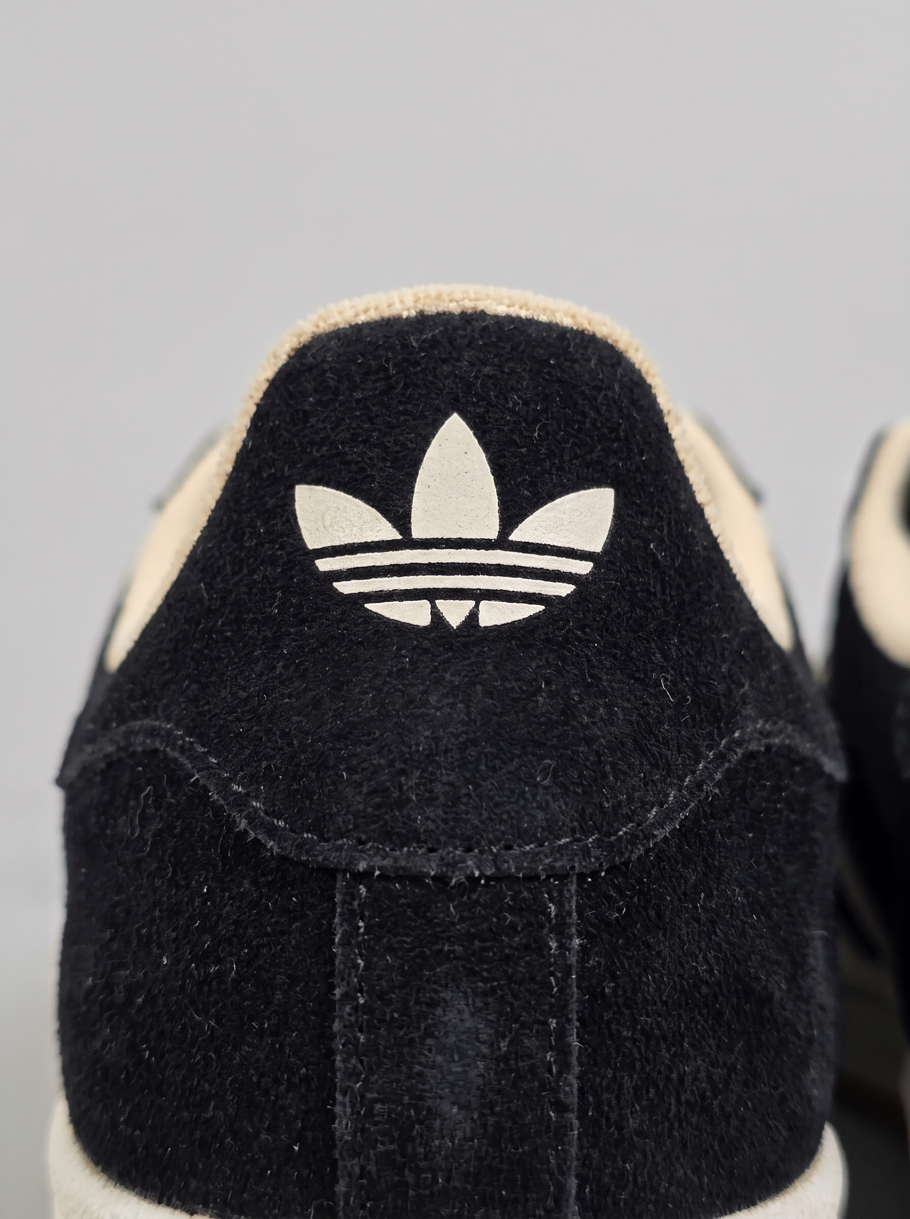 Adidas Campus 00s view 3