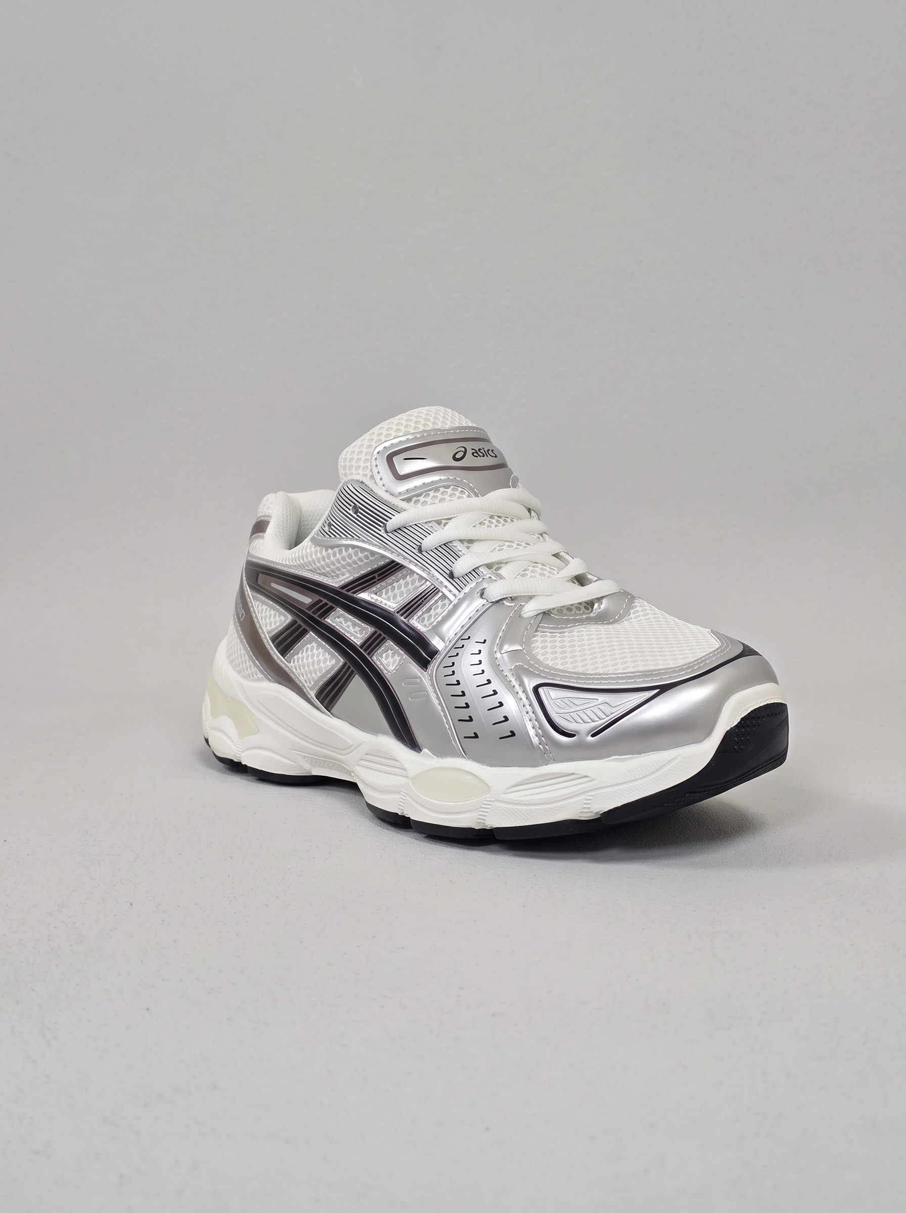 Asics Gel-Style view 2
