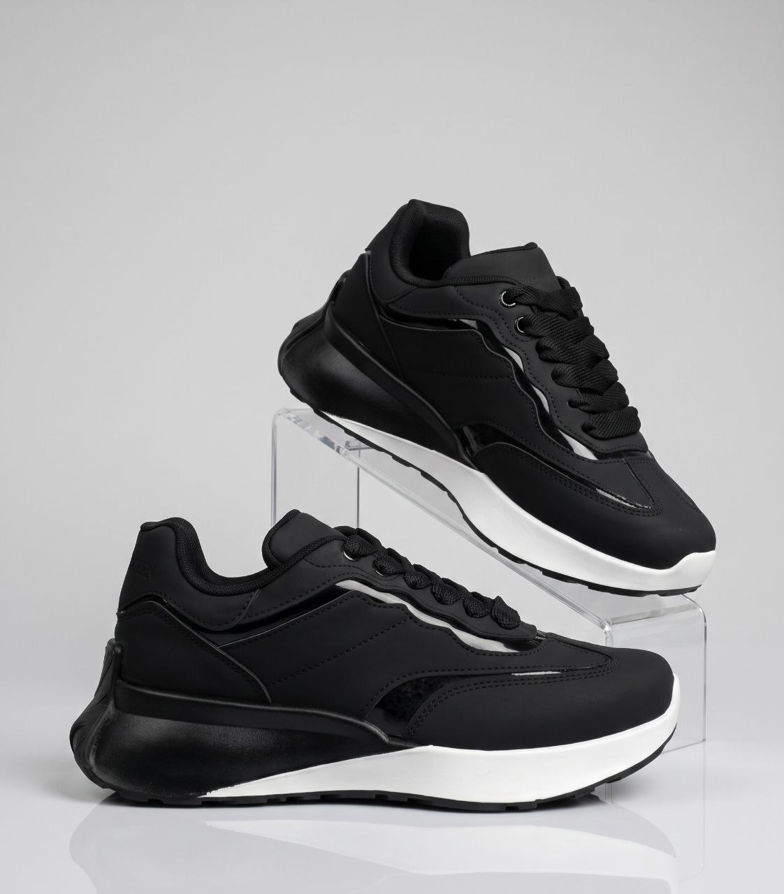 Alexander McQueen Sprint Runner view 2