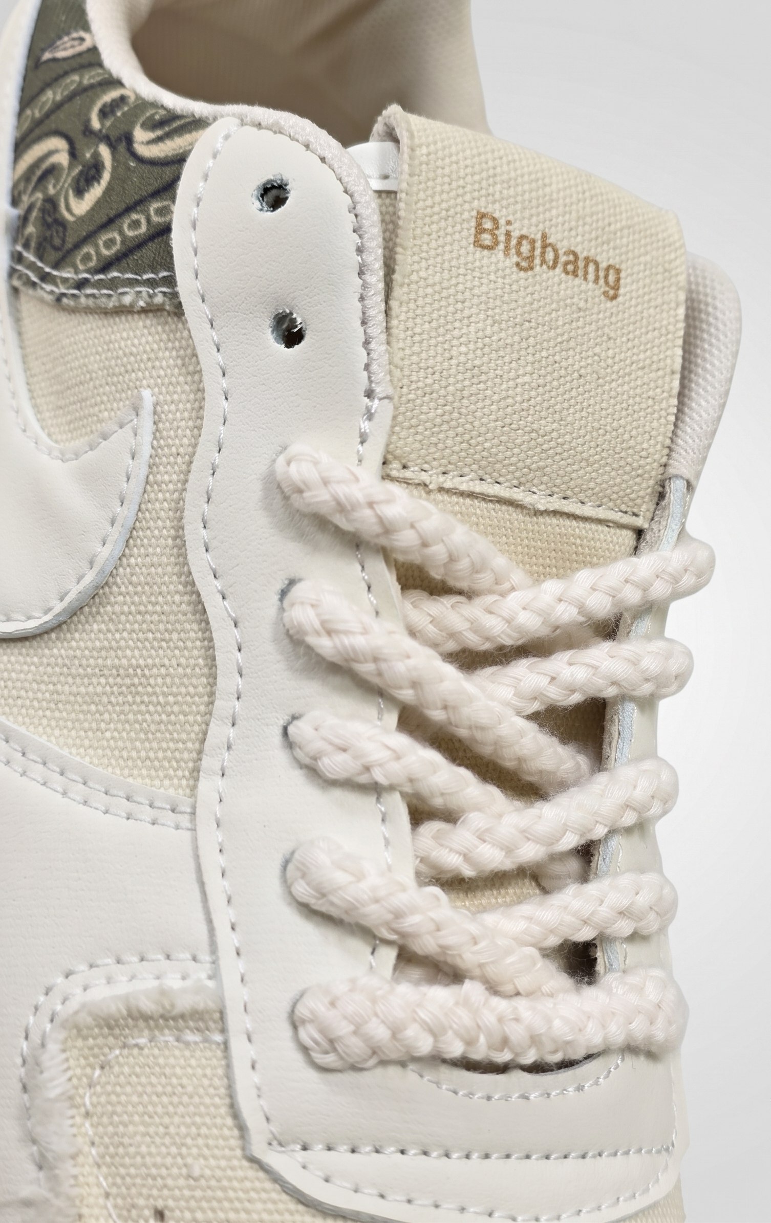 Nike Air Force Bigbang view 3