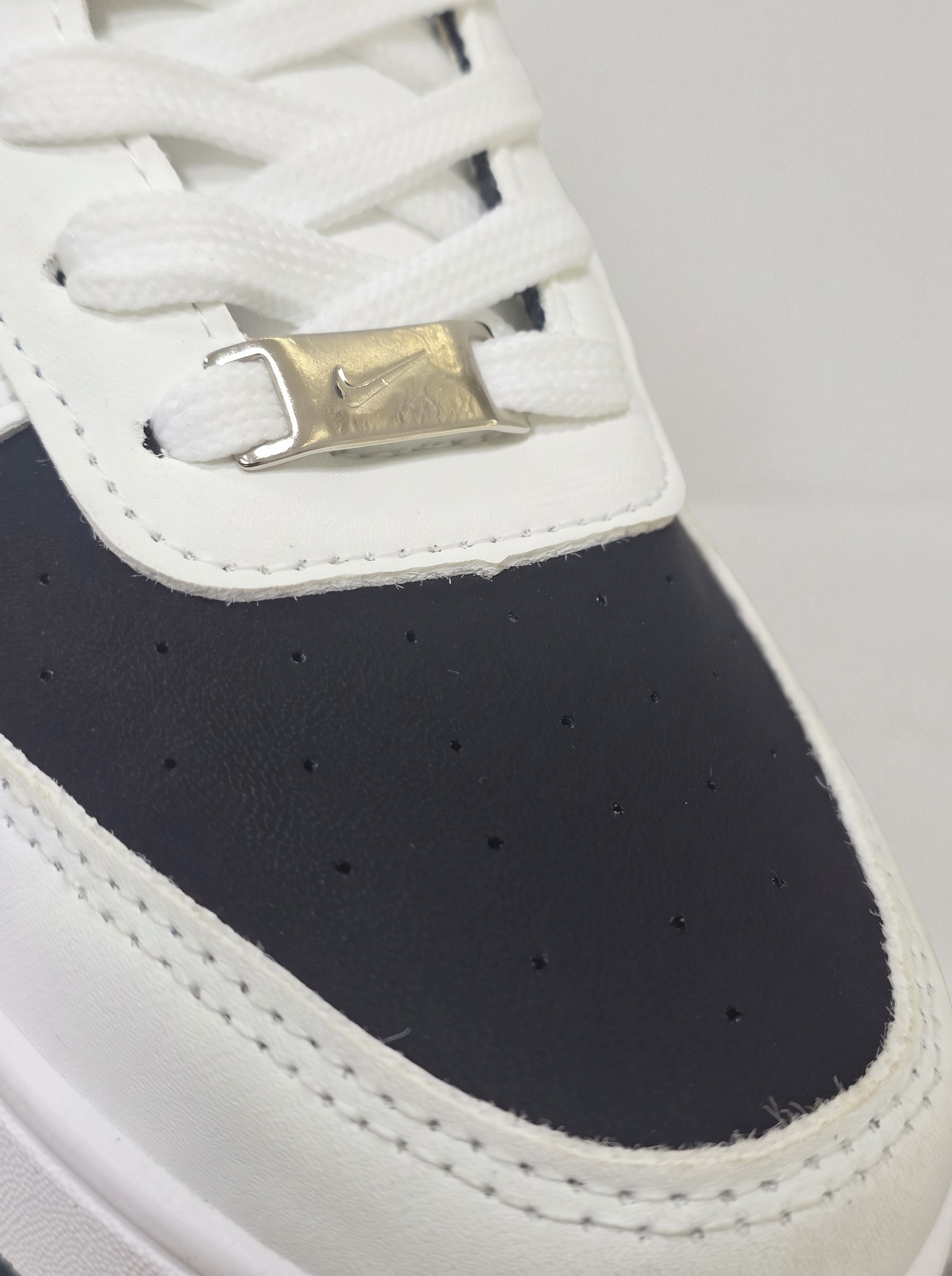 Nike Plaid Heel view 2