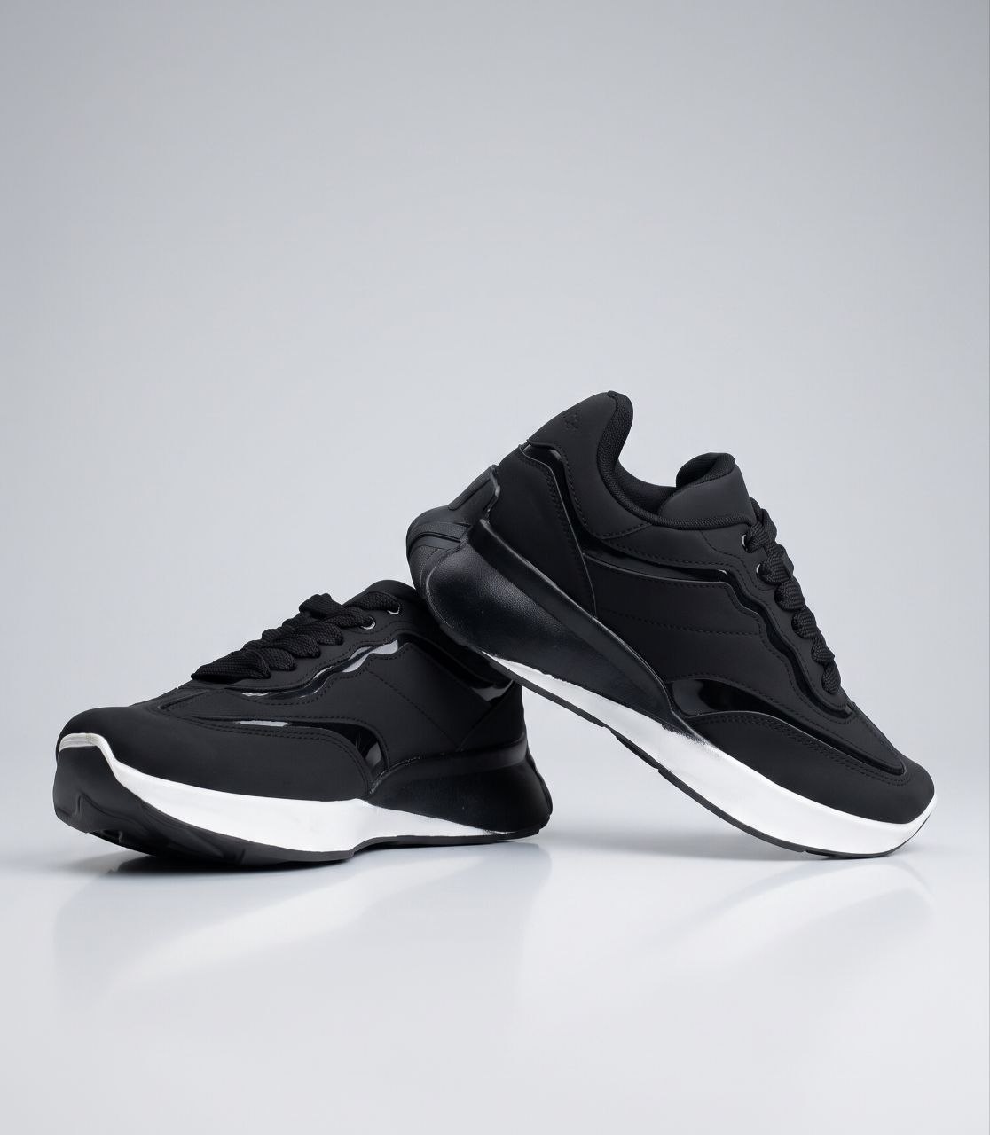 Alexander McQueen Sprint Runner view 3